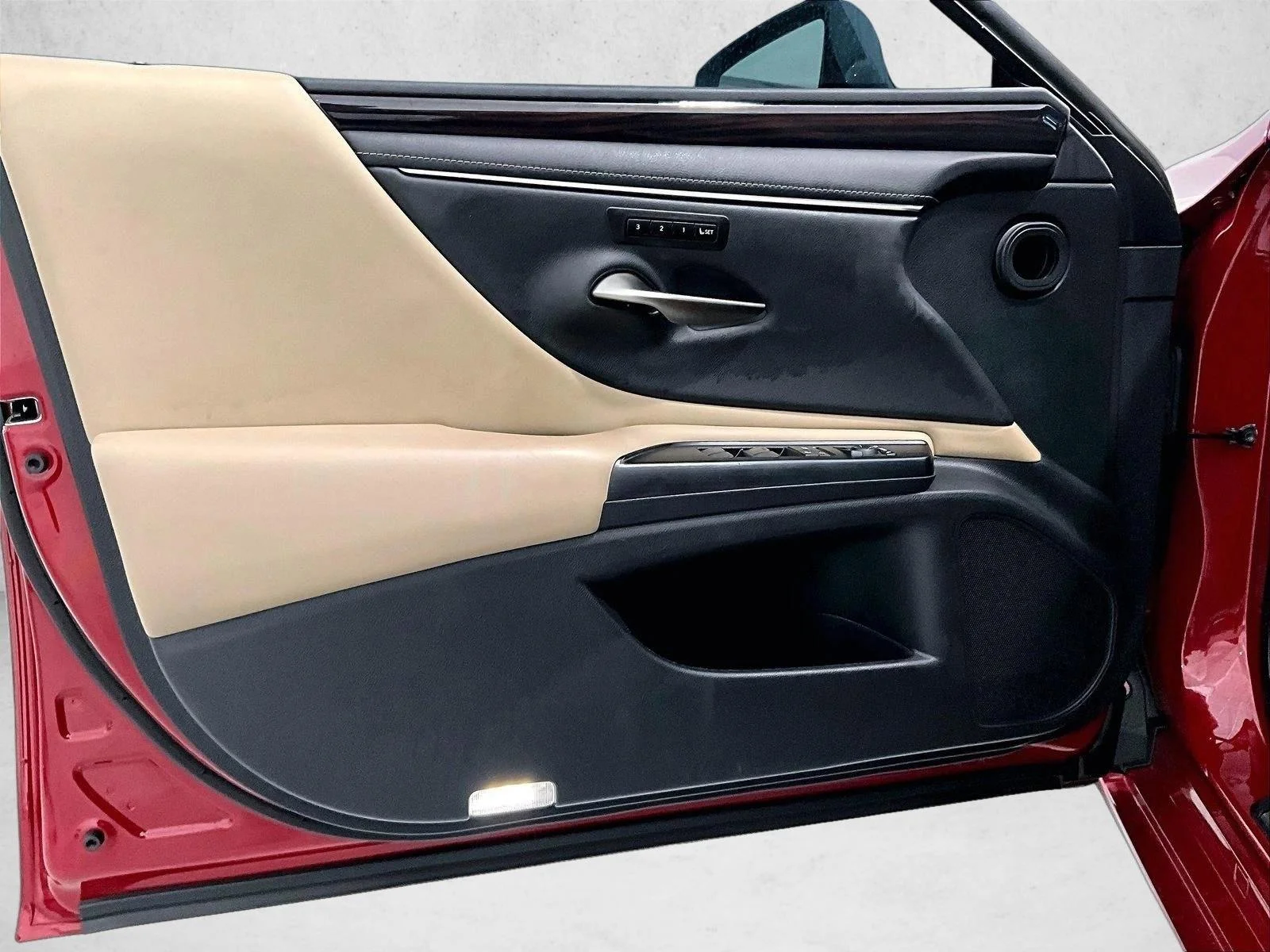 Used 2020 Matador Red Mica Lexus ES 350 image 18