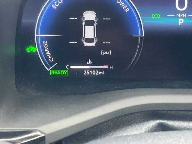 Used 2025  Toyota XSE image 16
