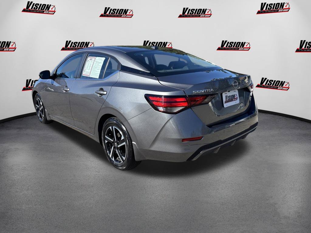 Used 2024 Gray Nissan SV image 17