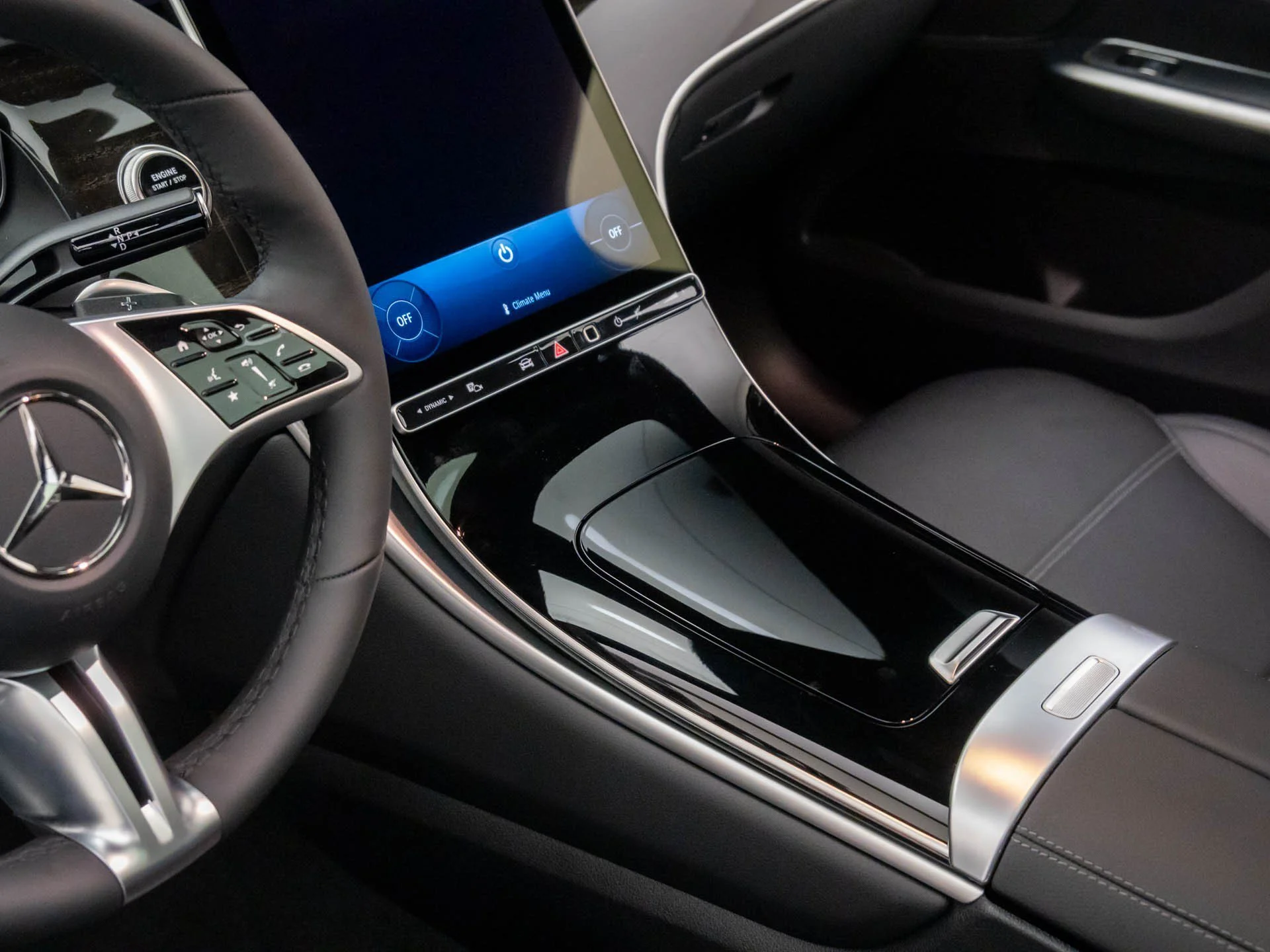 New 2026 Silver Mercedes-Benz GLC 300 image 11