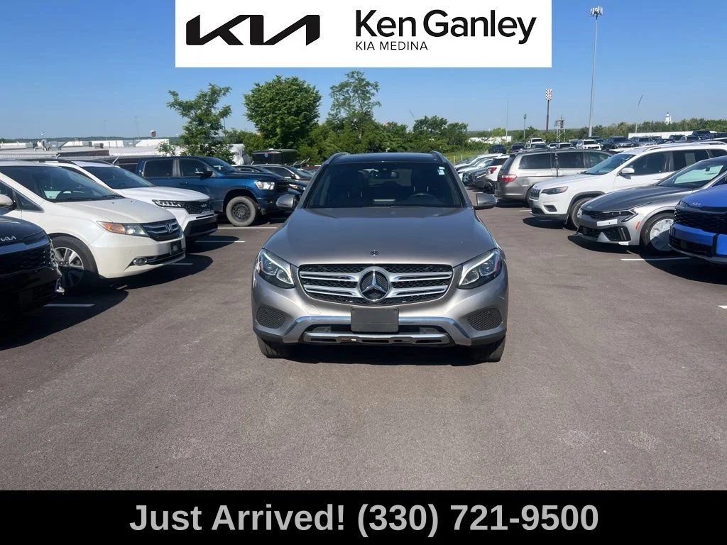 Used 2019 White Mercedes-Benz GLC 300 image 2
