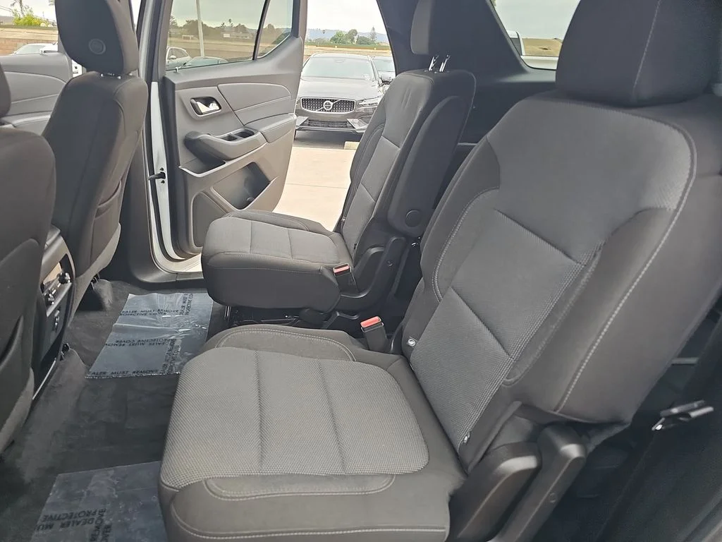 Used 2022 White Chevrolet LT image 15
