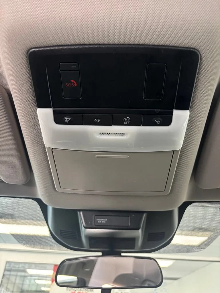 2024 Nissan Rogue SV - Photo 18