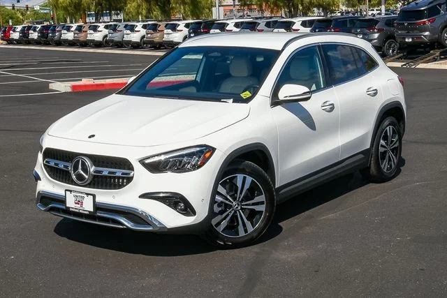 Used 2025 White Mercedes-Benz GLA 250 image 9