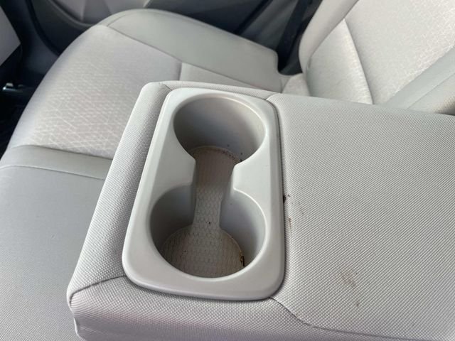 Used 2018 Silver Hyundai SEL image 12
