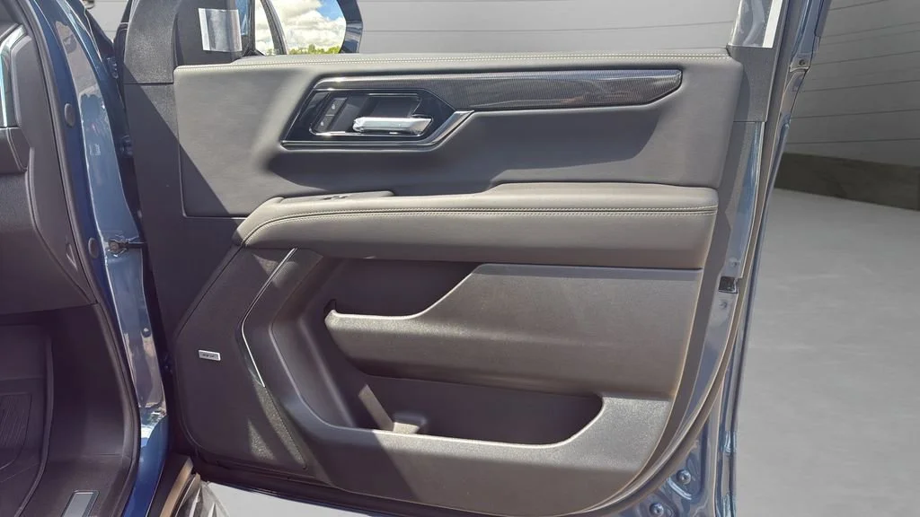 New 2026 Downpour Metallic GMC Elevation image 12