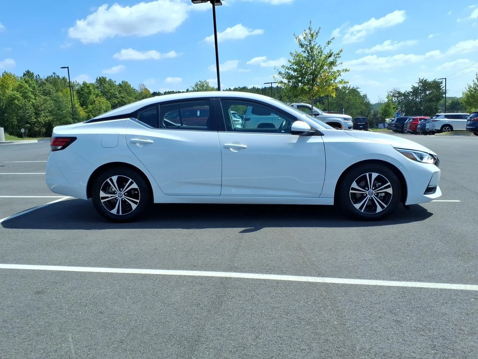 Used 2022 Fresh Powder Nissan SV image 8