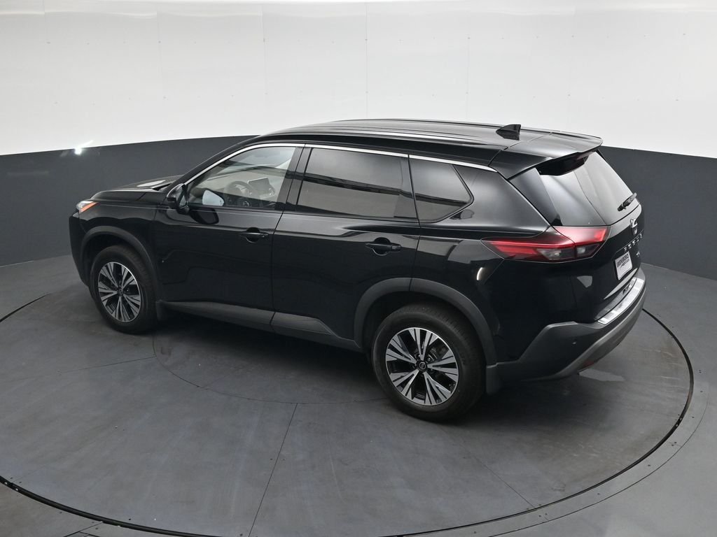 Used 2022 Black Nissan SV image 38