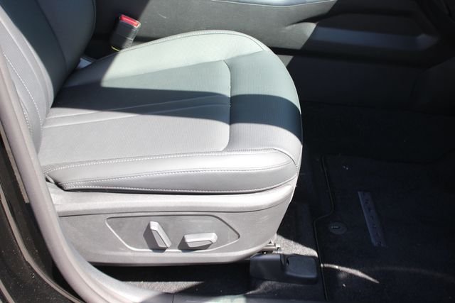 Used 2026 Black Kia EX image 34