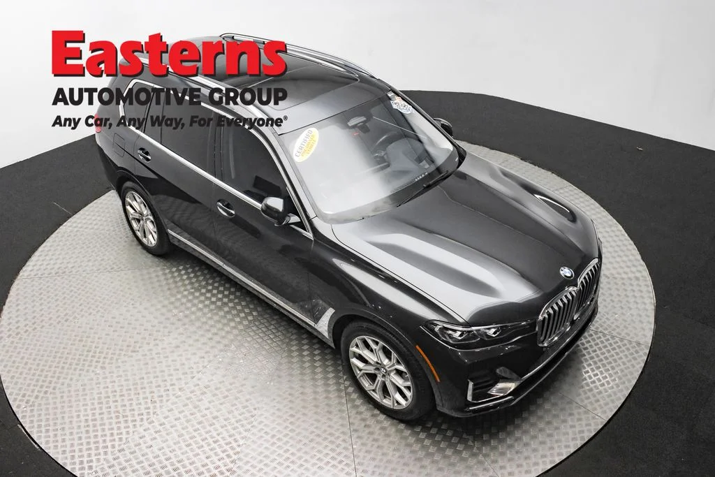 Used 2022 Gray BMW xDrive40i image 3