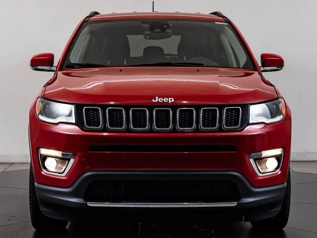 2018 Jeep Compass Limited's photo