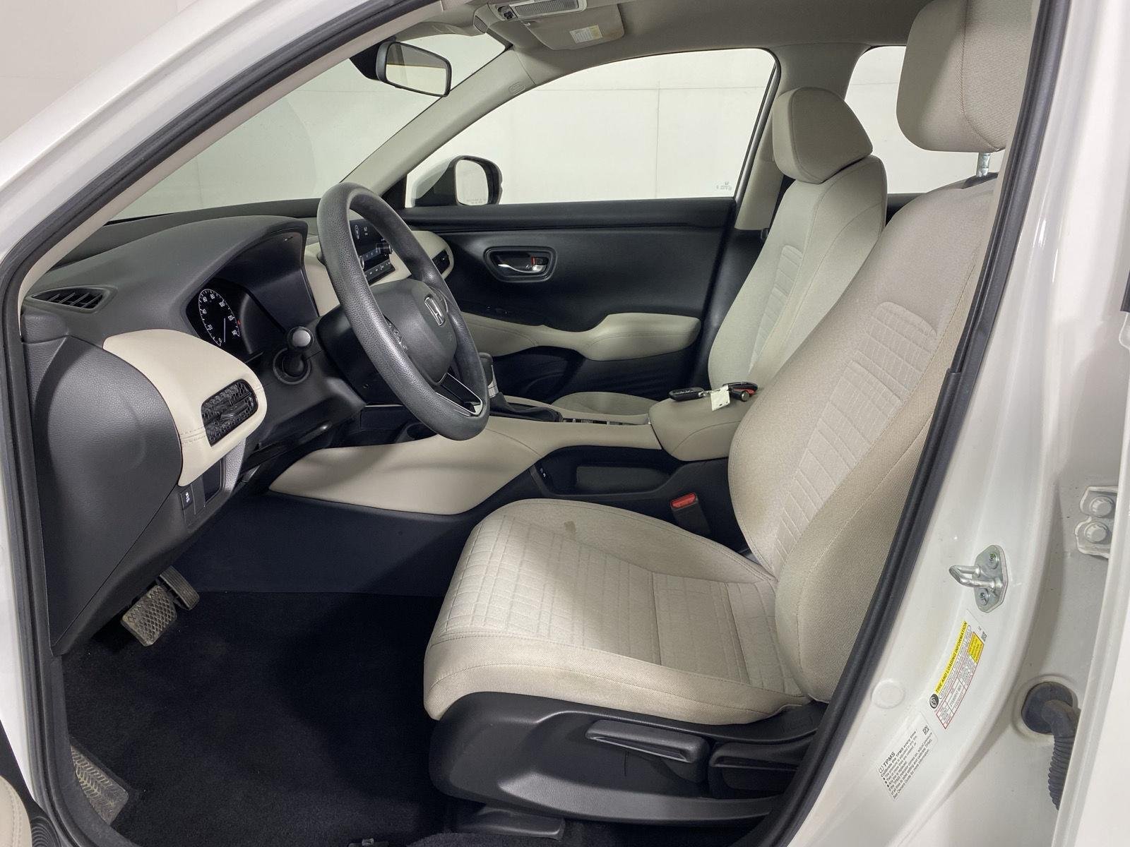 Used 2024 Platinum White Pearl Honda LX image 12