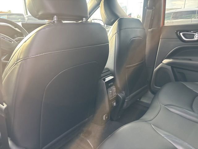 New 2026 Joose (DISC) Jeep Latitude Altitude image 15