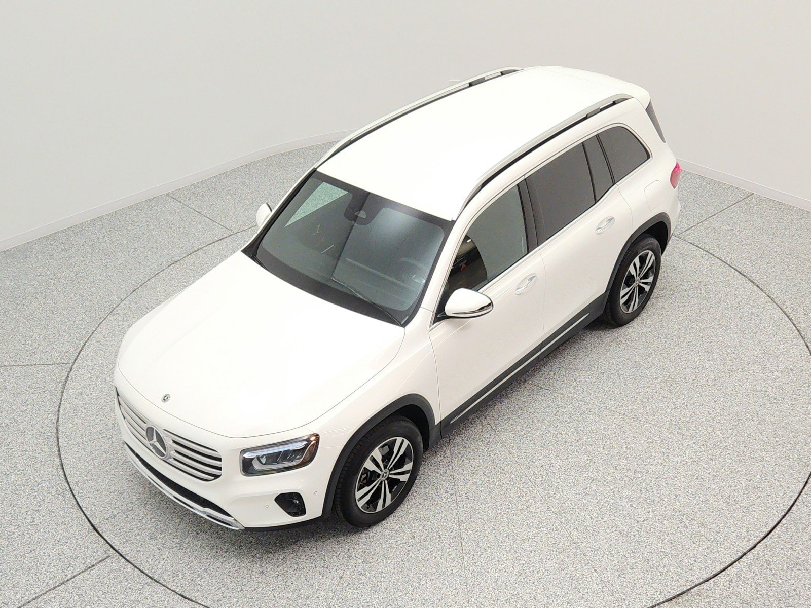 Used 2025 Polar White Mercedes-Benz GLB 250 SUV image 22