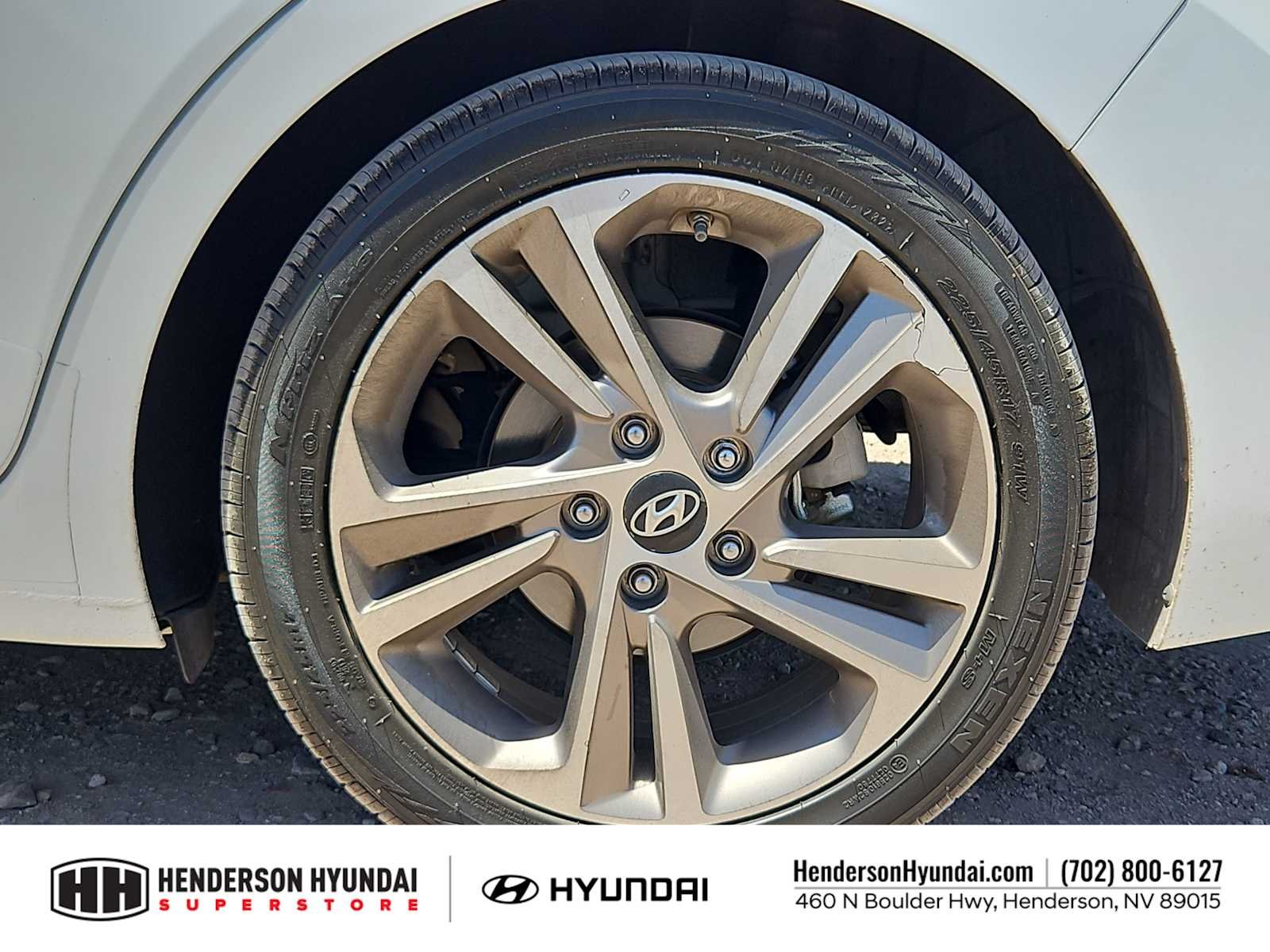 Certified Used 2017 Quartz White Pearl Hyundai Limited image 12