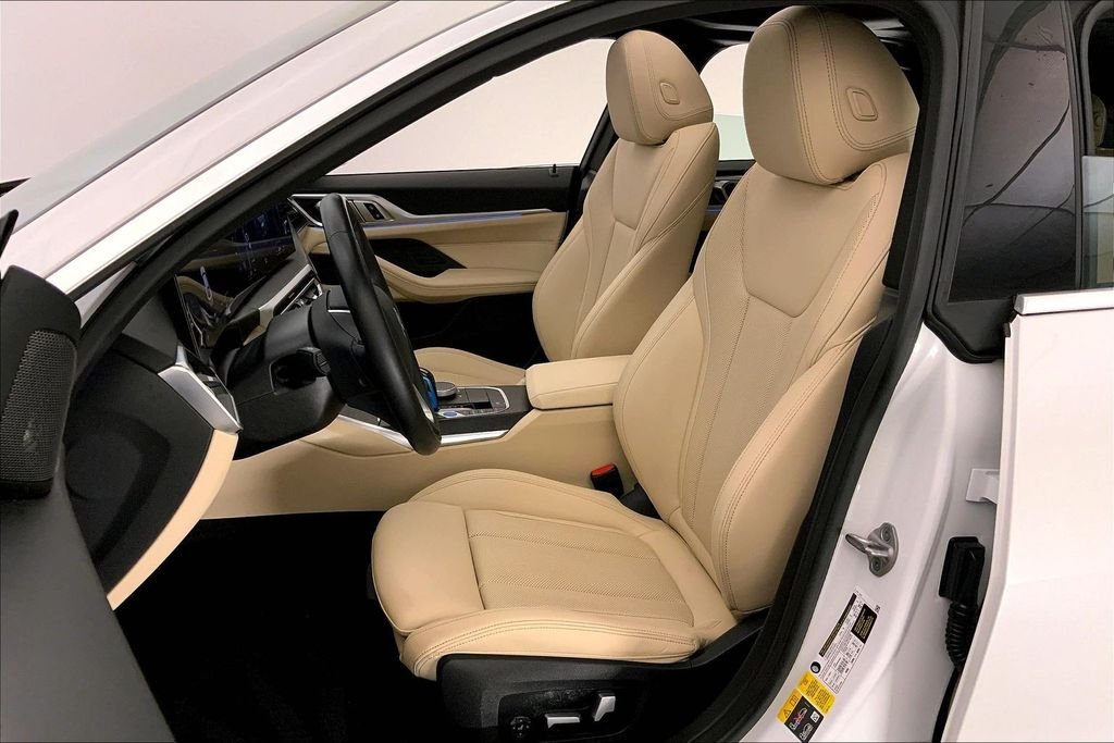 Used 2023 Mineral White Metallic BMW  image 13
