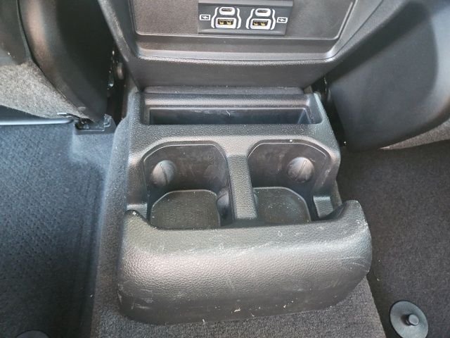 Used 2024 White Jeep Laredo image 17