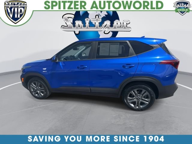 Used 2023 Blue Kia LX image 6