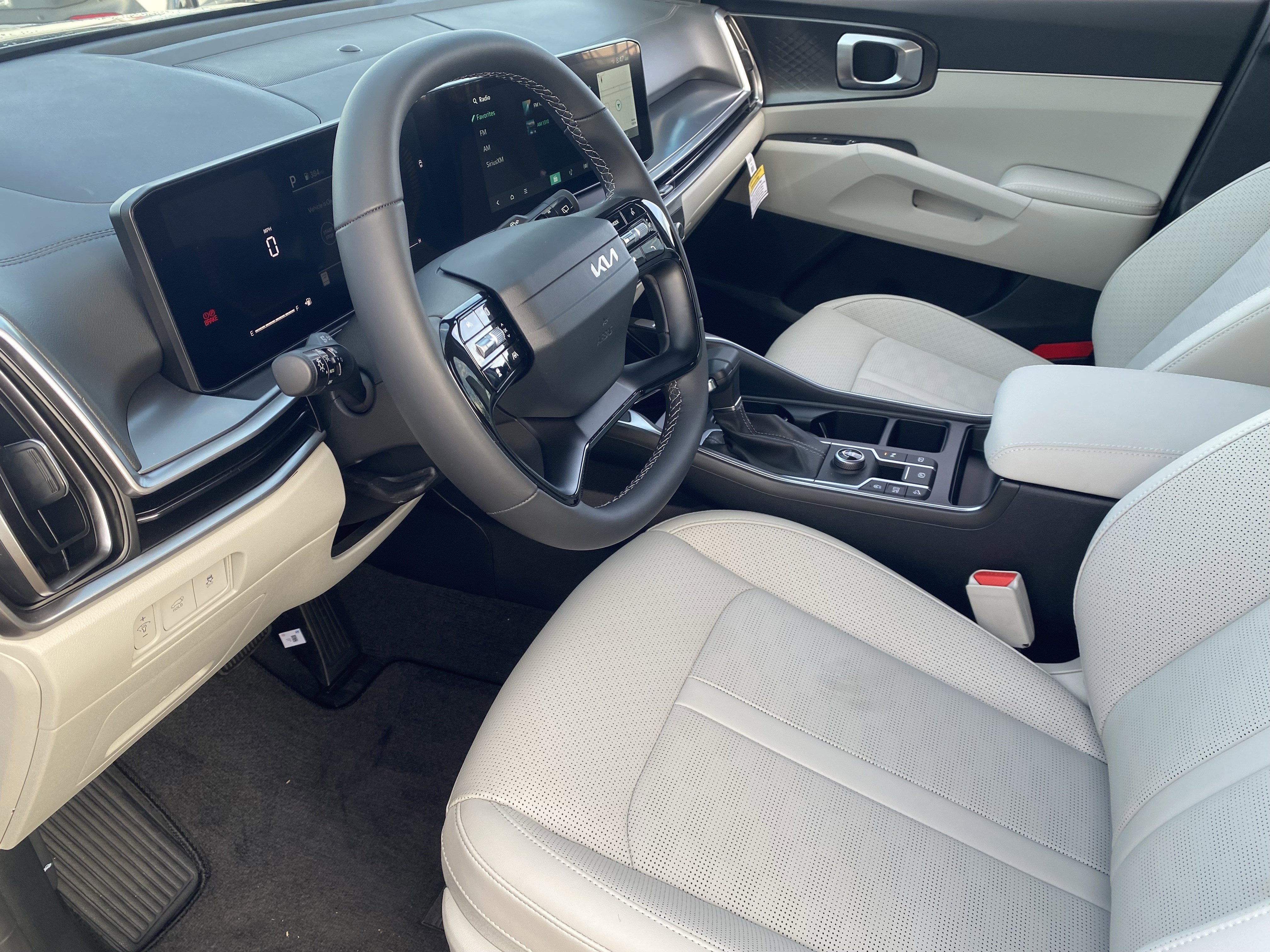 2026 Kia Sorento EX - Photo 16