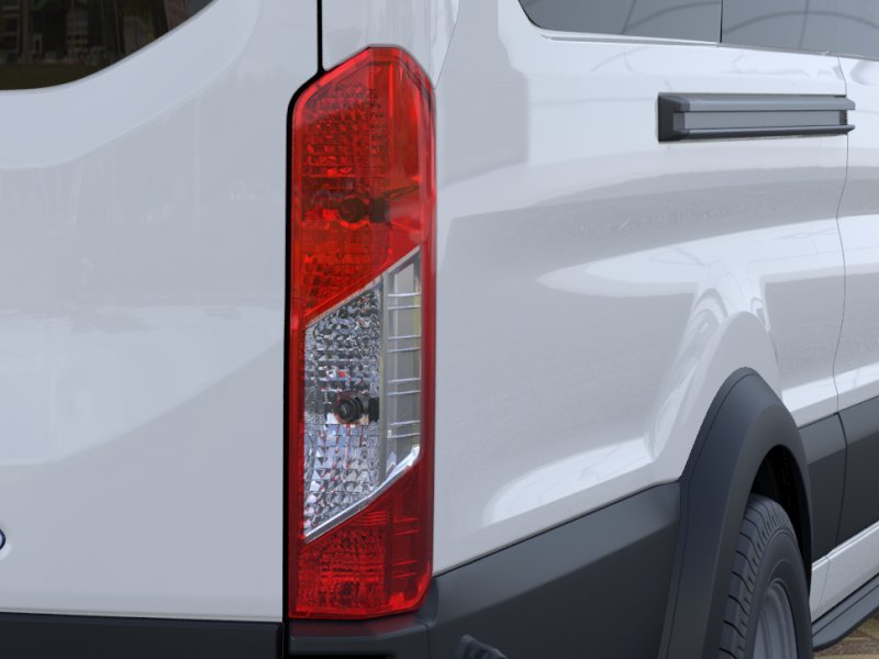 New 2026 Oxford White Ford Passenger Van XL image 21