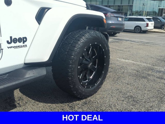 Used 2021 White Jeep Unlimited Sahara Altitude image 10