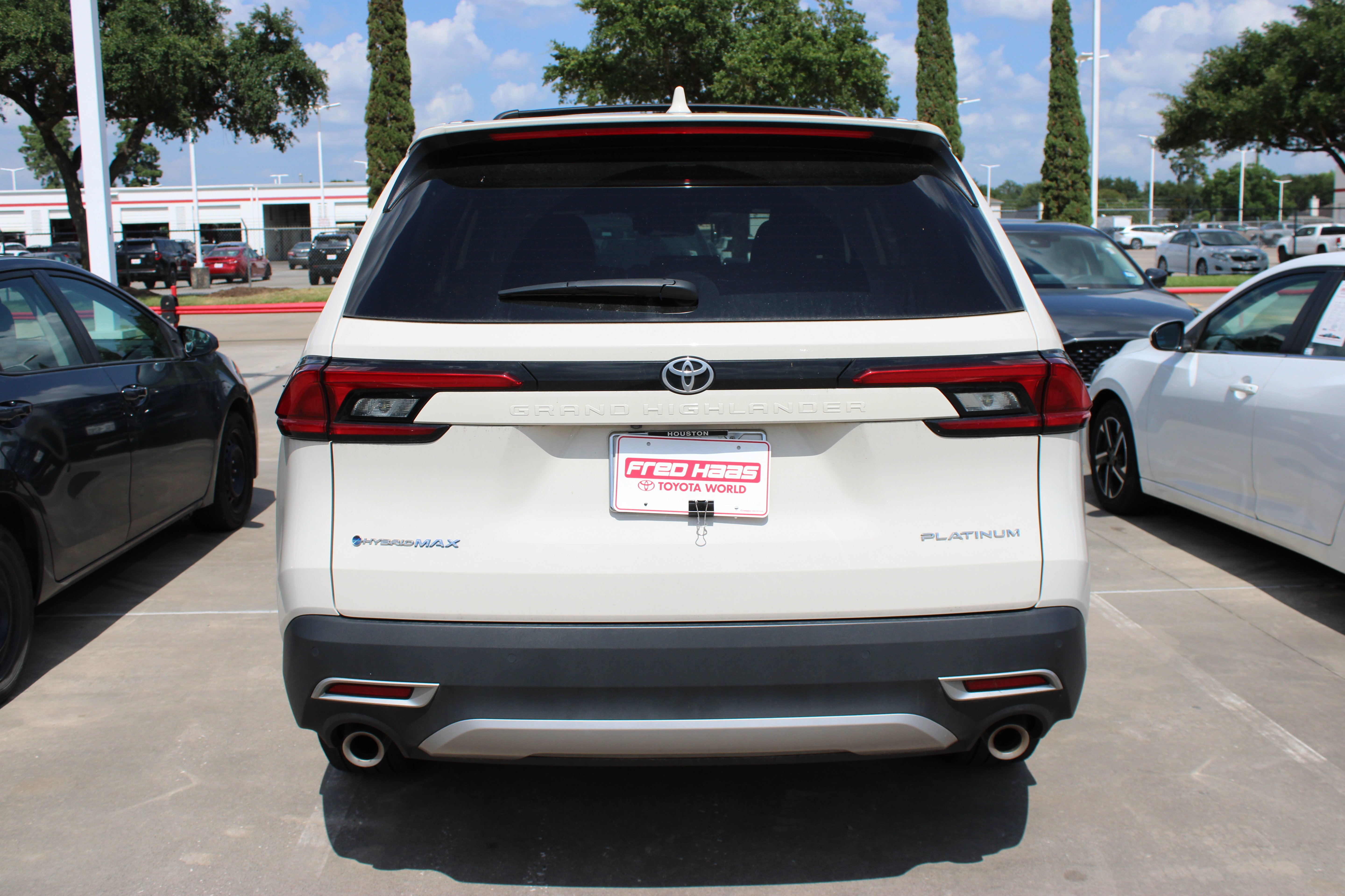 Used 2024 White Toyota Hybrid MAX Platinum image 7