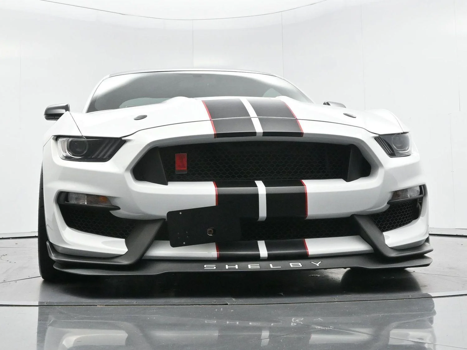 Used 2019 White Ford Shelby GT350 image 45