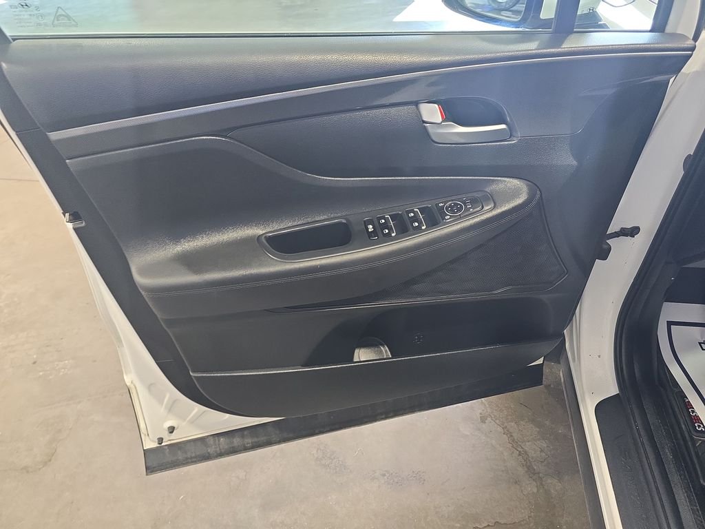 Used 2023 White Hyundai SEL image 14