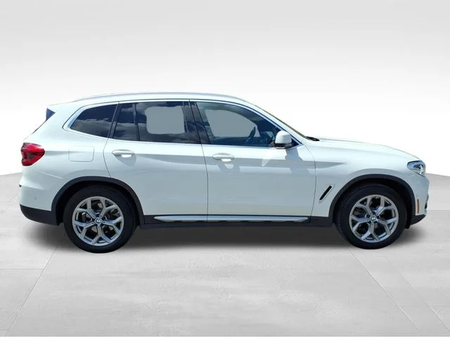 Used 2020 White BMW xDrive30i image 16