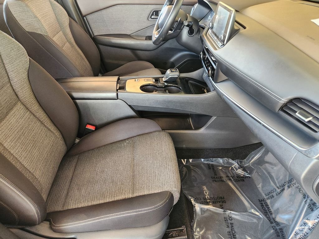 Used 2021 Gun Metallic Nissan S image 16