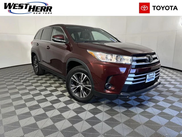 2019 Toyota Highlander LE