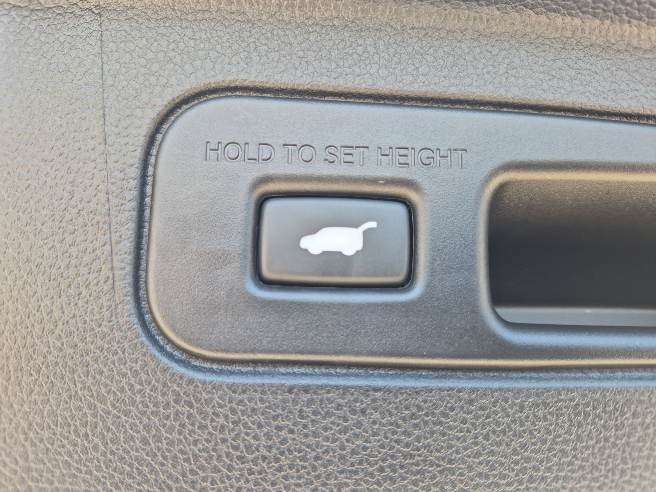 Certified Used 2025 Diffused Sky Pearl Honda TrailSport image 28