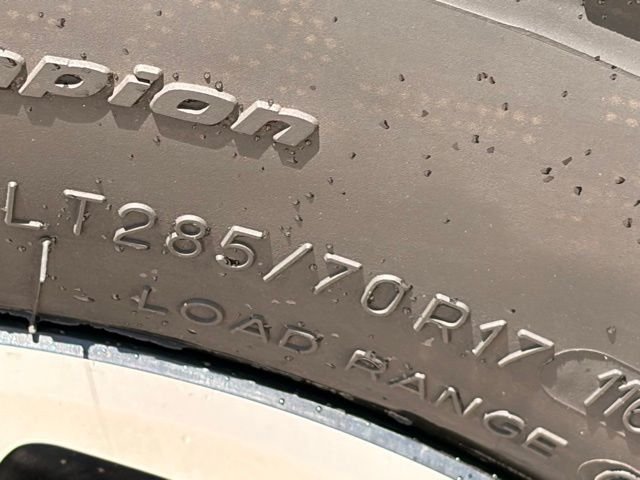 Used 2024 Silver Jeep Rubicon 4xe image 9