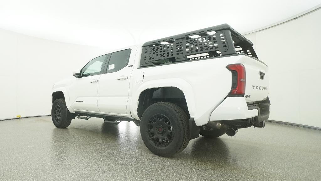 2026 Toyota Tacoma SR5 - Photo 14