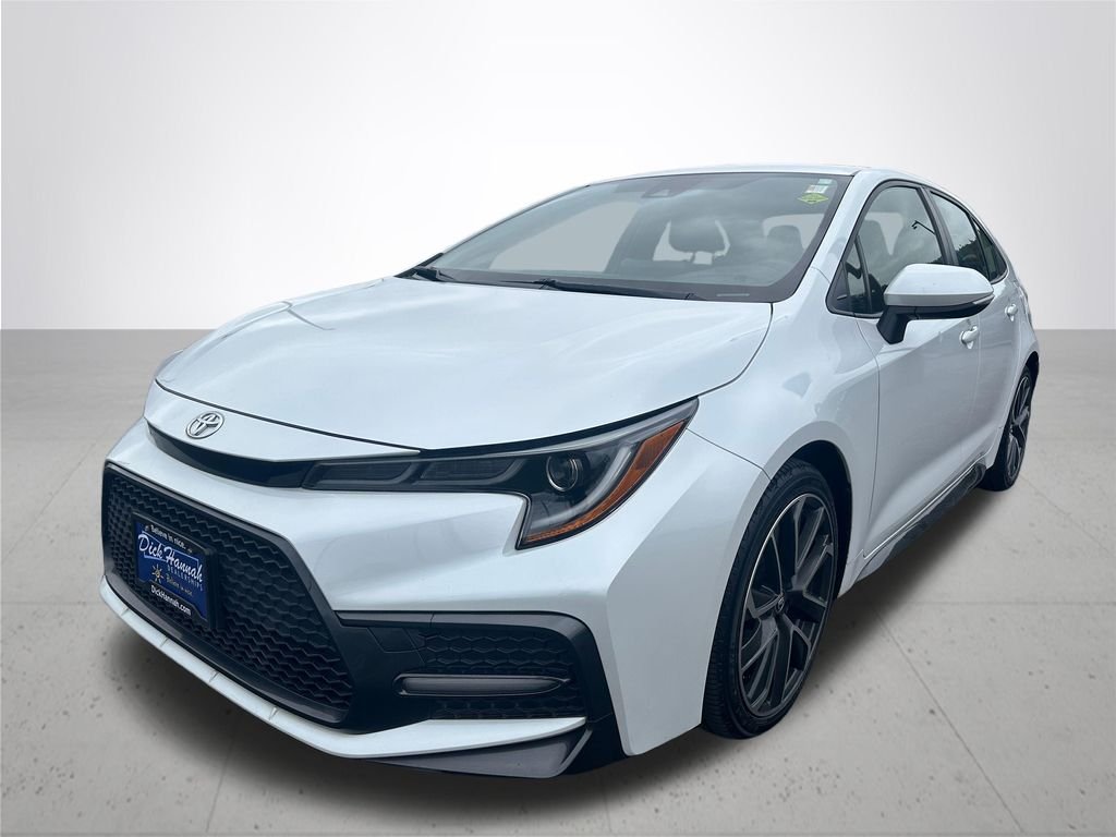 Used 2022 Pearl Toyota SE image 2