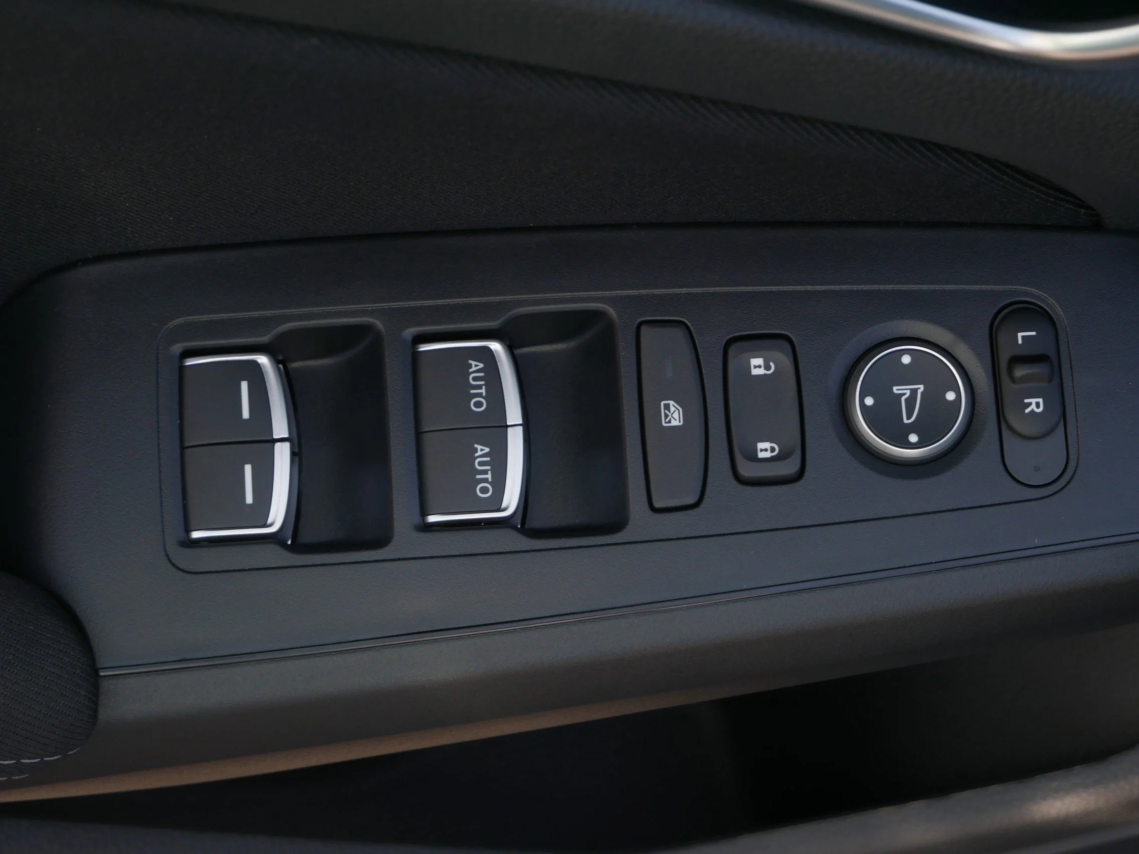2026 Honda Civic Hatchback Sport - Photo 13