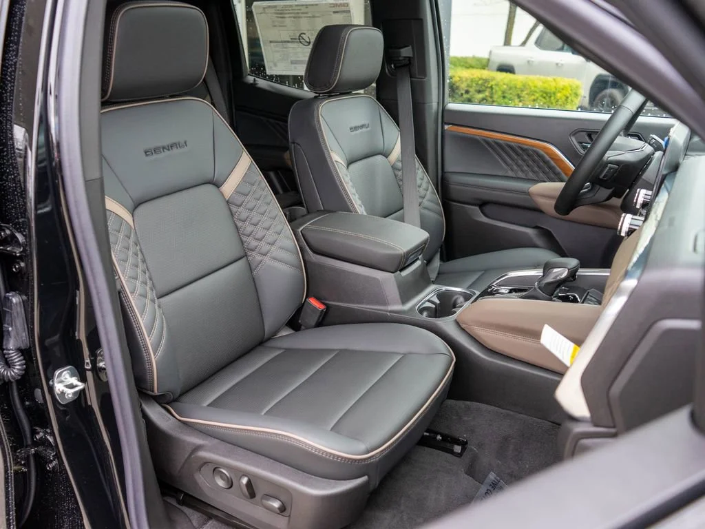 2026 GMC Canyon Denali - Photo 9