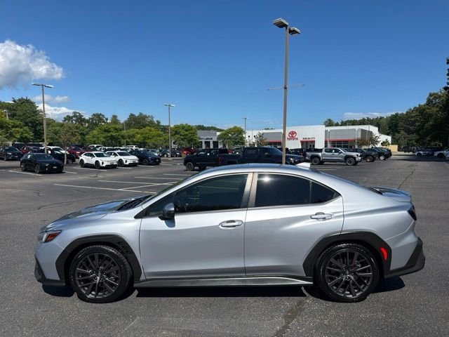 Used 2023 Ice Silver Metallic Subaru Limited image 7