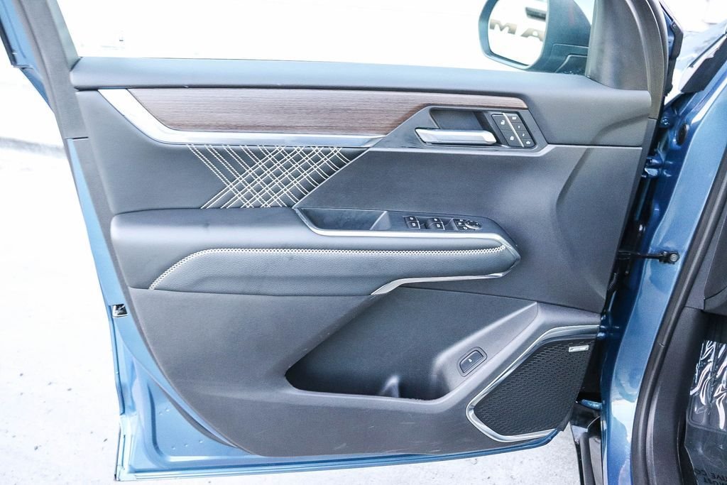 Used 2025 Downpour Metallic GMC Denali image 24