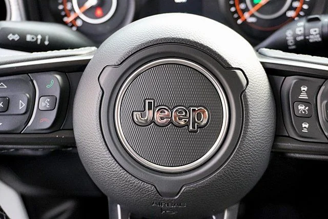 New 2026 Bright White Clearcoat Jeep Sport S image 40