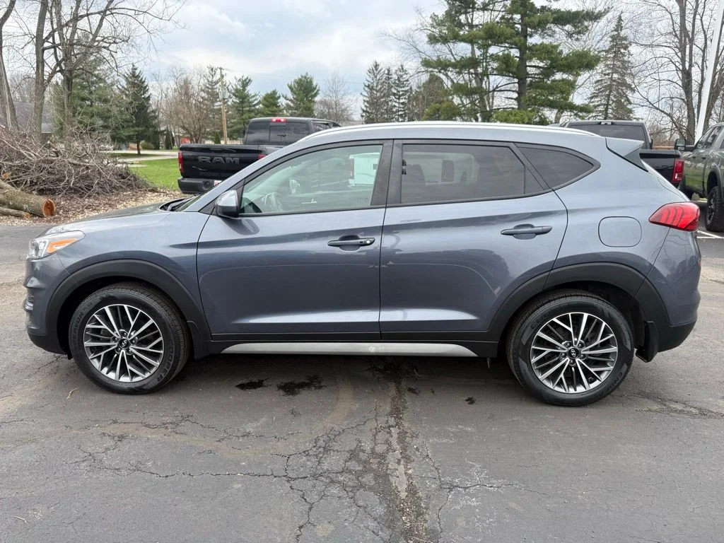 Used 2019 Gray Hyundai SEL image 8