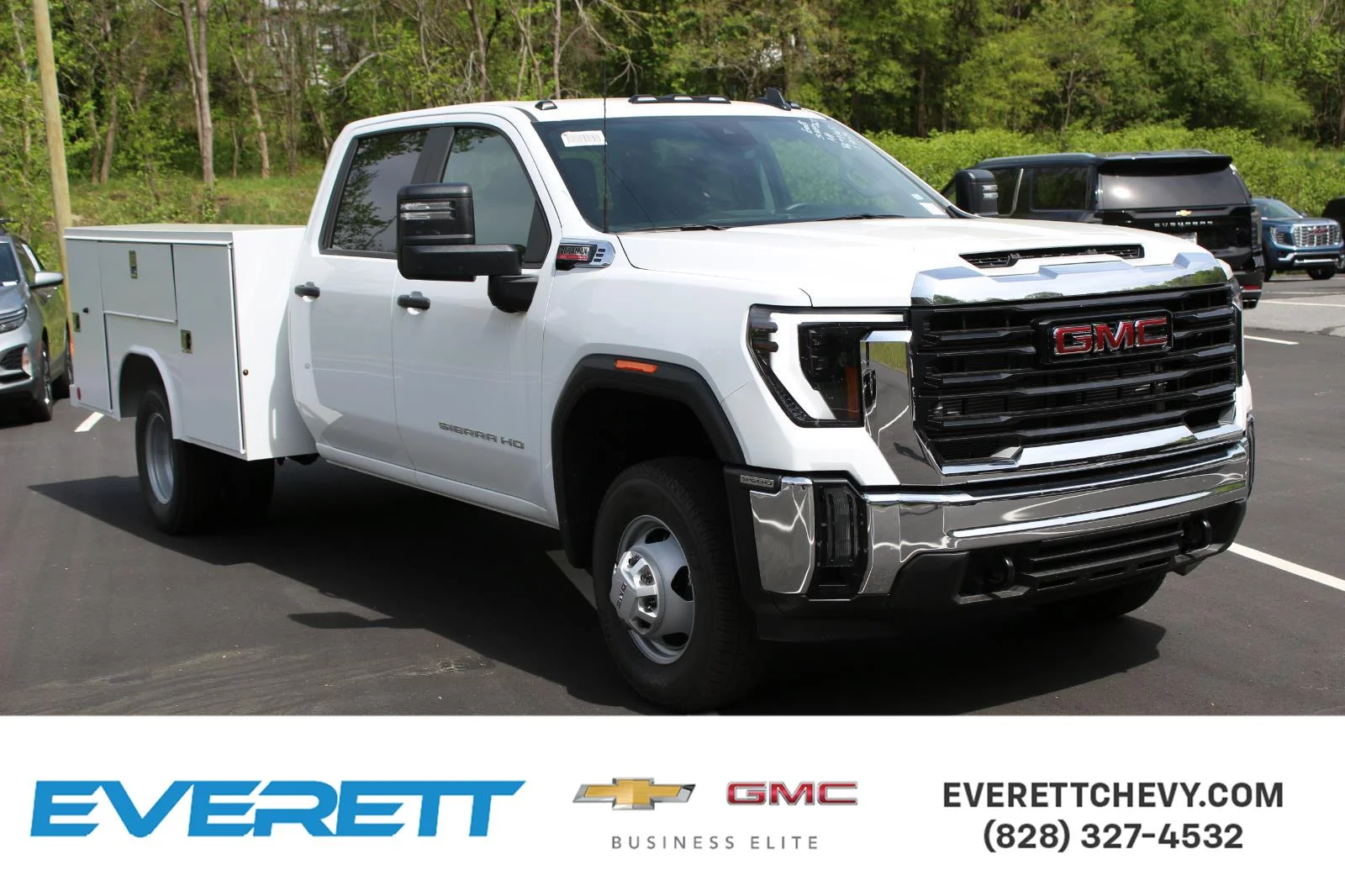 New 2026 Summit White GMC Pro image 1