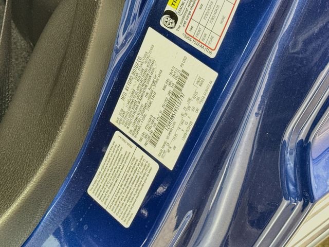 Used 2009 Blue Ford Shelby GT500 image 27