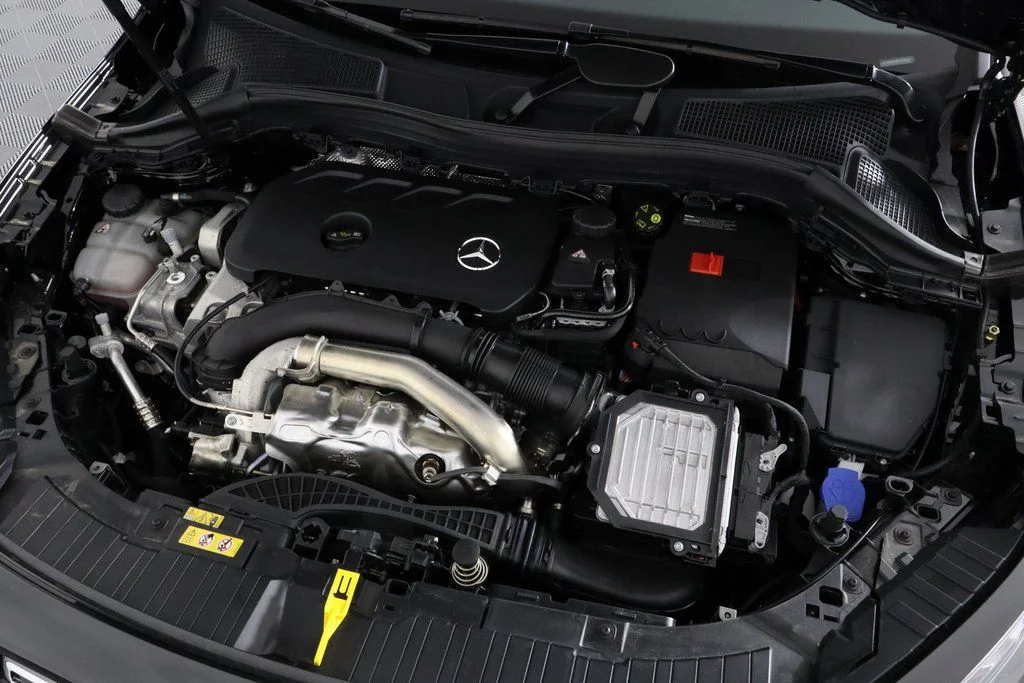 Used 2025 Black Mercedes-Benz GLA 250 image 24