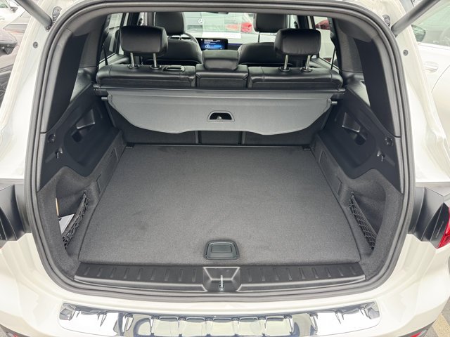New 2026 Polar White Mercedes-Benz GLB 250 image 6