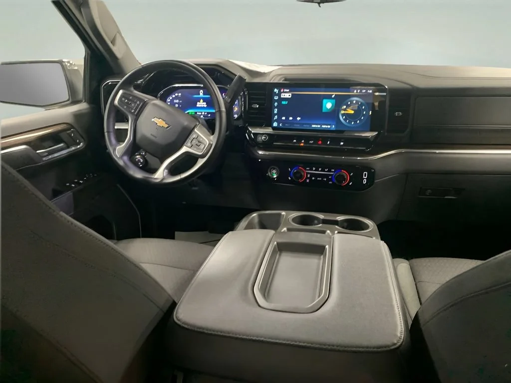 2023 Chevrolet Silverado 1500 LT - Photo 14