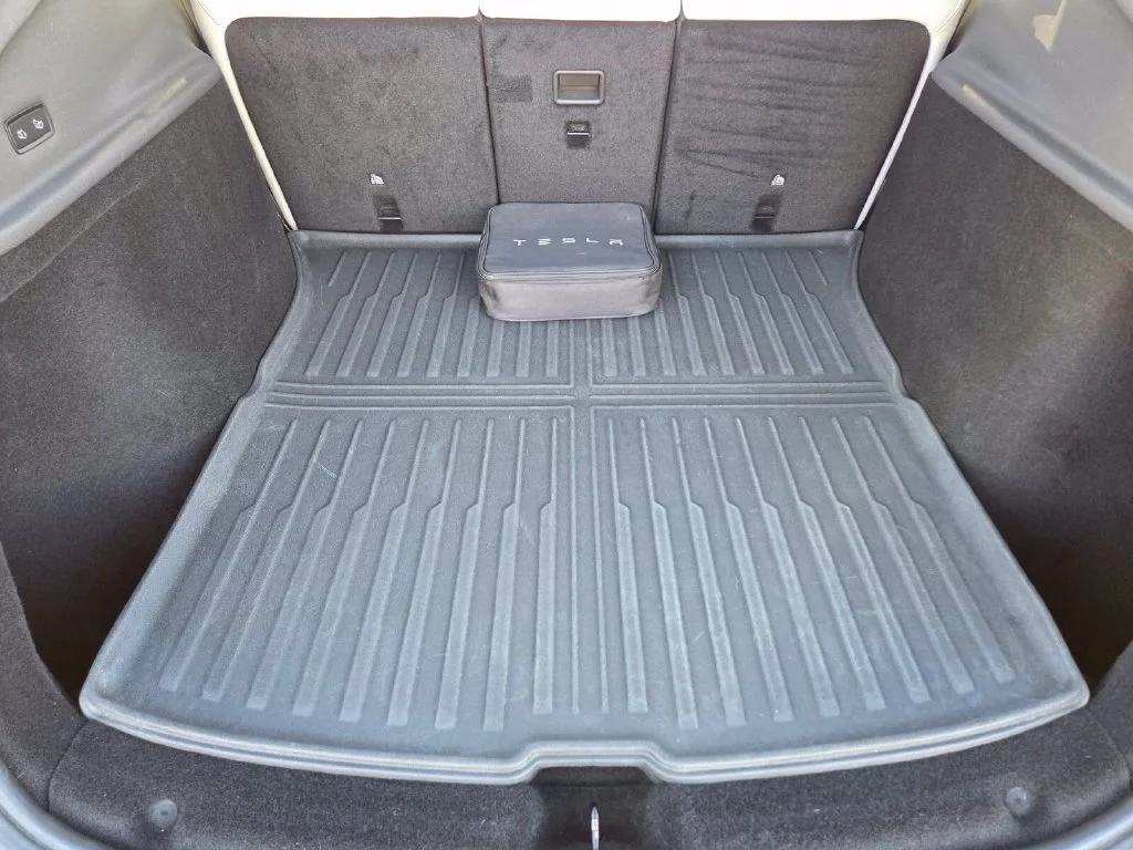 Used 2026  Tesla Long Range image 17