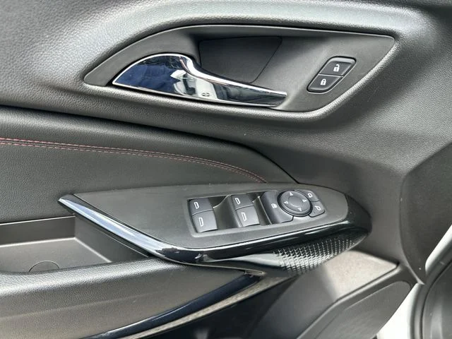 Used 2025 White Chevrolet 2RS image 17
