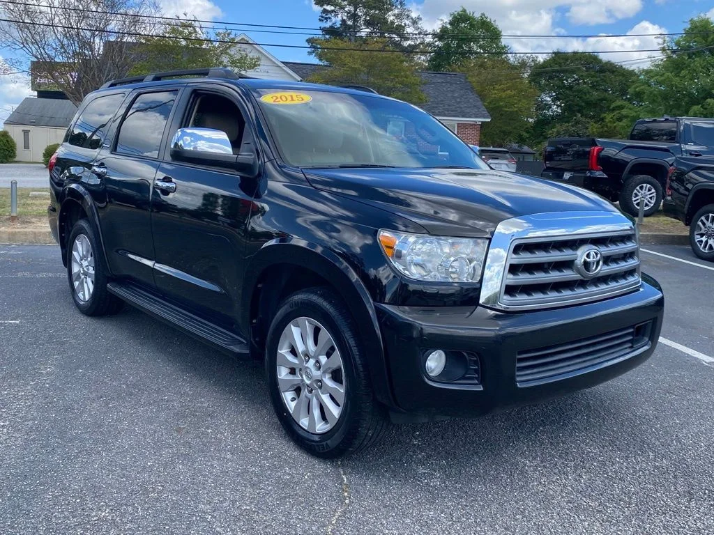 2015 Toyota Sequoia 5.7 Auto Platinum's photo