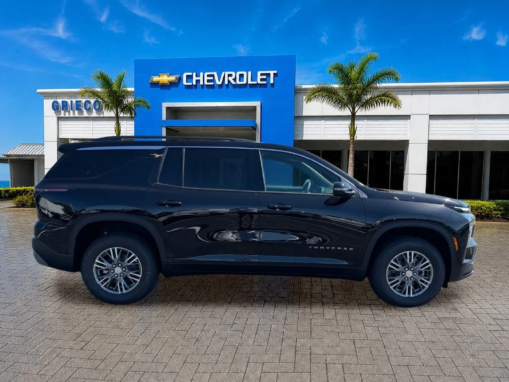 New 2027 Mosaic Black Metallic Chevrolet LT image 8